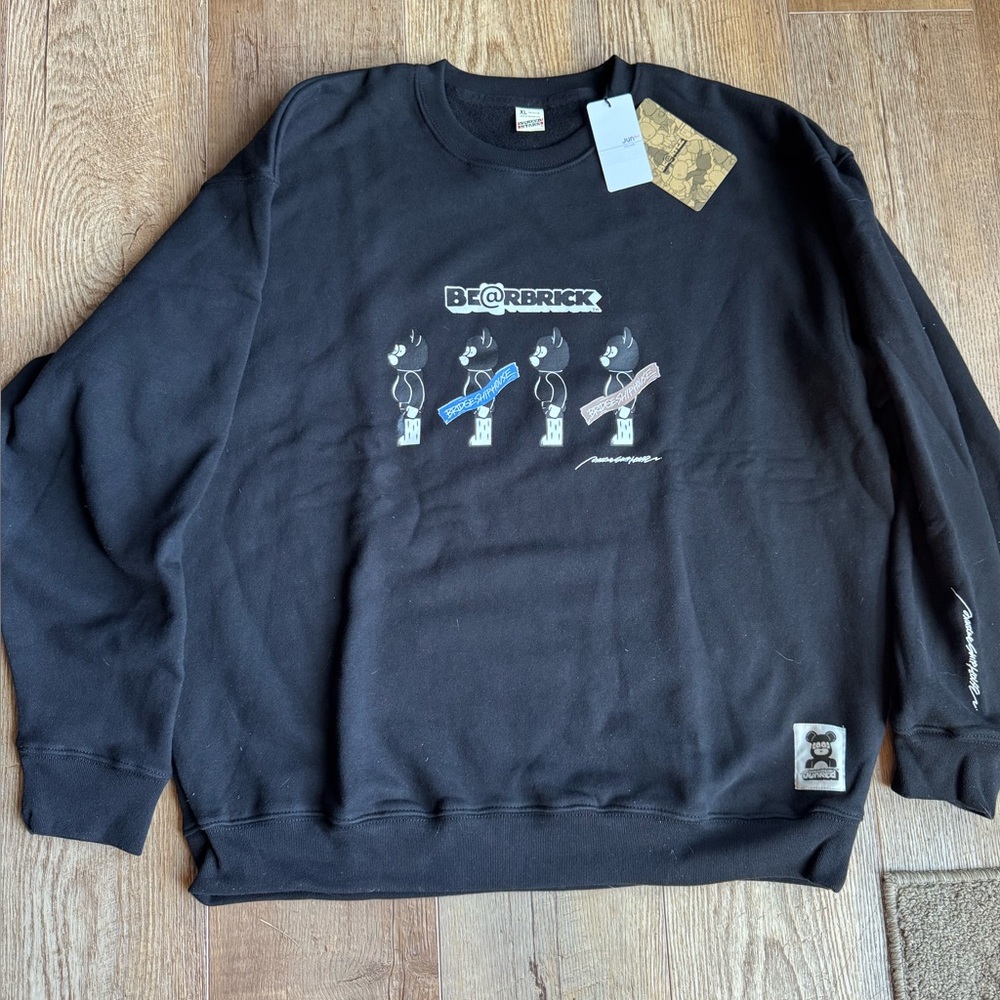 Authentic Men’s XL bear brick hoodie